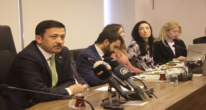 Dağ, "Tunç Soyer İzmir'de HDP ile birlikte ortak miting yapacak mıdır? "