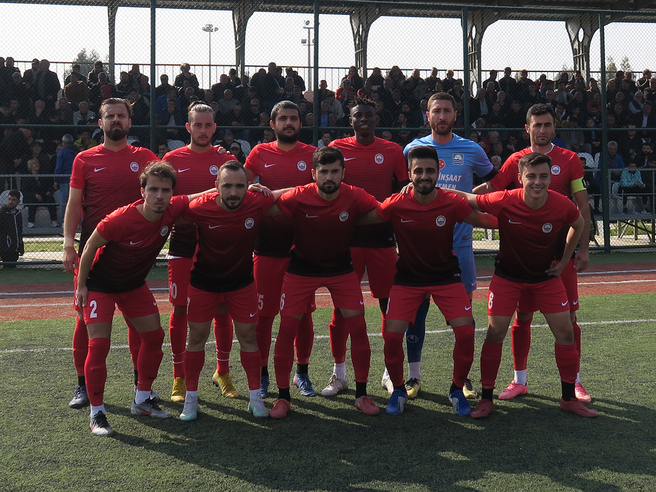 FOÇA BELEDİYESPOR, ALAÇATI SPOR'U TEK GOLLE YENDİ