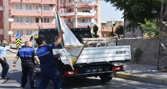 Aliağa'da kaldırım işgaline geçit yok