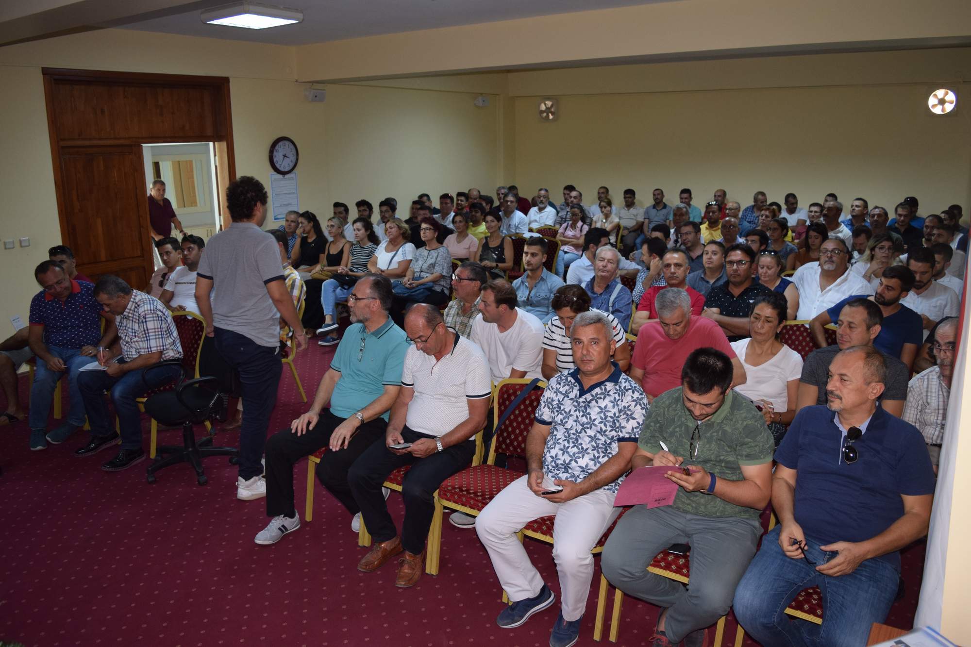 Aliağa'daki Deniz Tutkunlarına Amatör Denizcilik Eğitimi Ve Sınavı Gerçekleştirildi