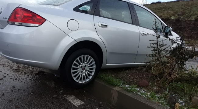 Aliağa'de yağan dolu kazalara davet çıkardı