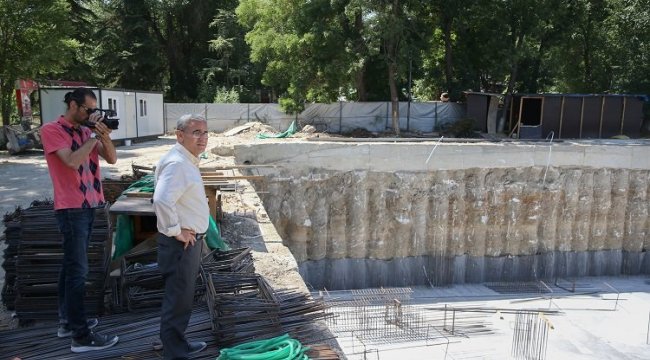 Başkan Alim Işık'tan kütüphane çalışmasına yakın takip