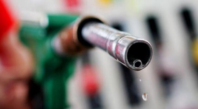 Benzine 2 TL'yi aşan zam geliyor!