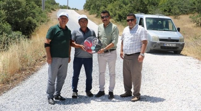 Manisa Büyükşehir Kırkağaç'ta yol konforunu arttırdı