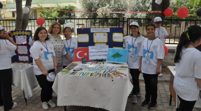 Mehmet Saka Ortaokulu'nda Tübitak 4006 Sergisi açıldı