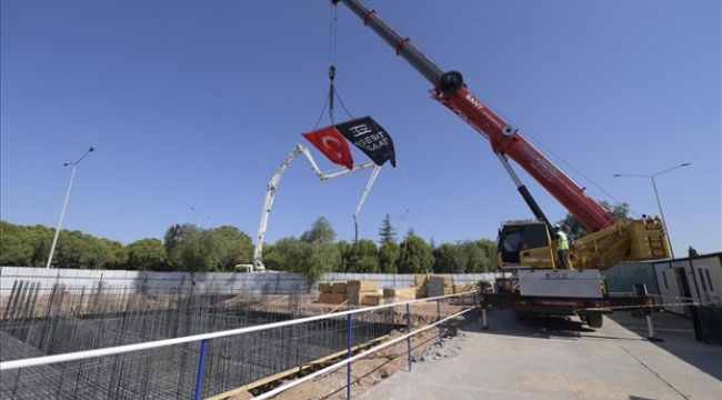 Başkan Tugay İAOSB'de kurulacak itfaiye merkezinin temelini attı