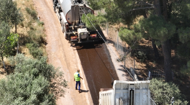 Büyükşehir 3 ayda 40 kilometrelik köy yolunu yeniledi