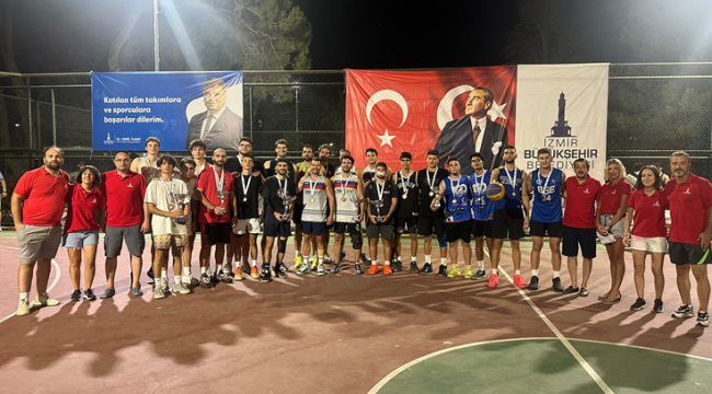 Sokak basketbolunda heyecan dorukta