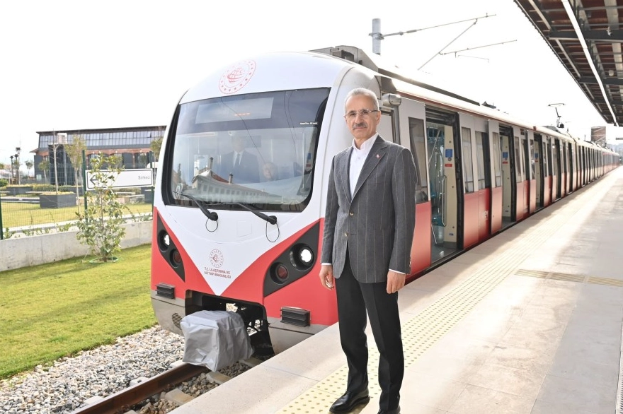 Marmaray İstanbul'u taşıdı