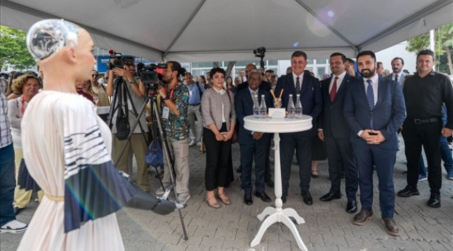 "Bu sertifika İzmir'i teknoloji kenti yapma hedefimizin şeref belgesidir"