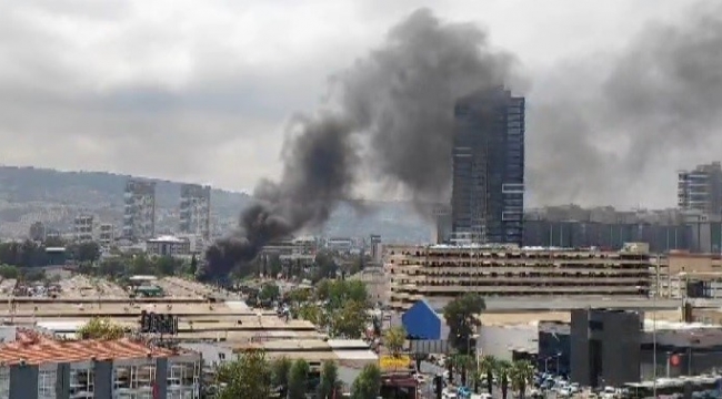 İzmir'de oto tamirci dükkanında yangın 