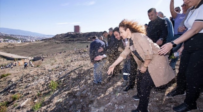 Başkan Tugay: İzmir'i kimse asla aşağılayamayacak