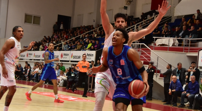 Aliağa Petkimspor: 68 – Türk Telekom :75