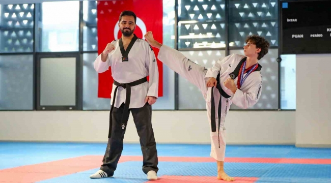 Aliağalı Taekwondocu Balkan Şampiyonası'nda Türkiye'yi temsil edecek