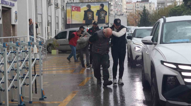 İzmir'de 1 bebeğin öldüğü zehirlenme olayıyla ilgili 3 şüpheli adliyede