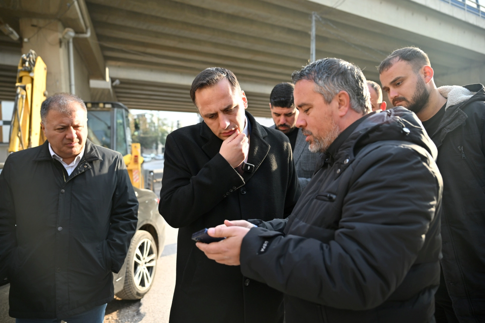 İzmir Bornova'da yol sorunlarına acil çözüm