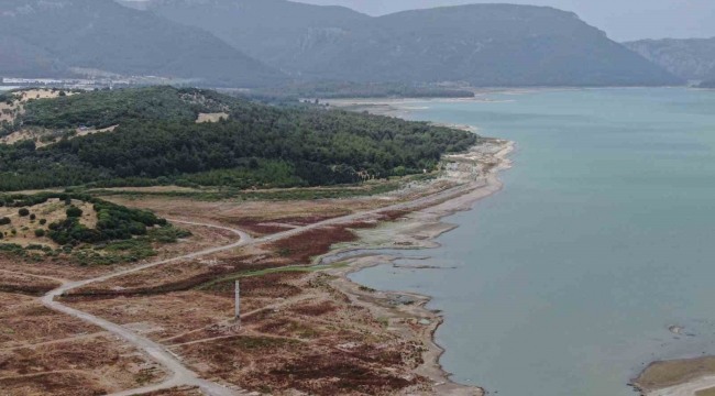 İzmir'de kuraklık tehlikesi; barajlarda su miktarı kritik seviyede