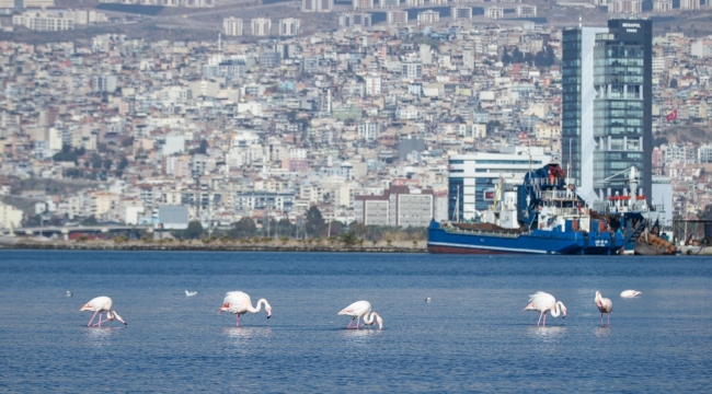 İzmir, yaşanabilir, dayanıklı ve refah seviyesi yüksek bir kent olacak