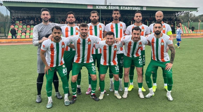 Kınık Belediyespor, Denizspor'u Mağlup Ederek Liderliğini Korudu