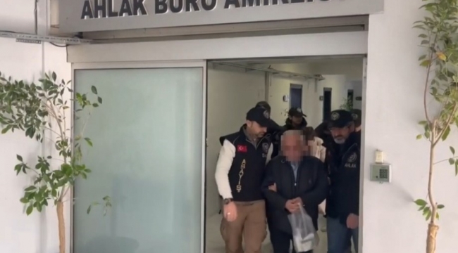 İzmir'de masaj salonuna fuhuş baskını: 9 gözaltı