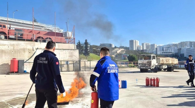 İzmir İtfaiyesi'nden zabıta personeline yangın güvenliği eğitimi