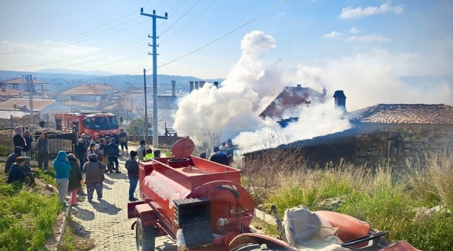 Seferihisar'daki yangın, itfaiye ve mahallelinin yardımlaşmasıyla söndürüldü