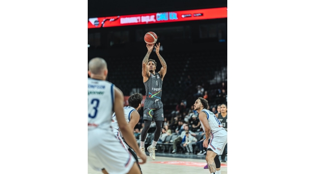 Anadolu Efes: 101 - Aliağa Petkimspor: 103