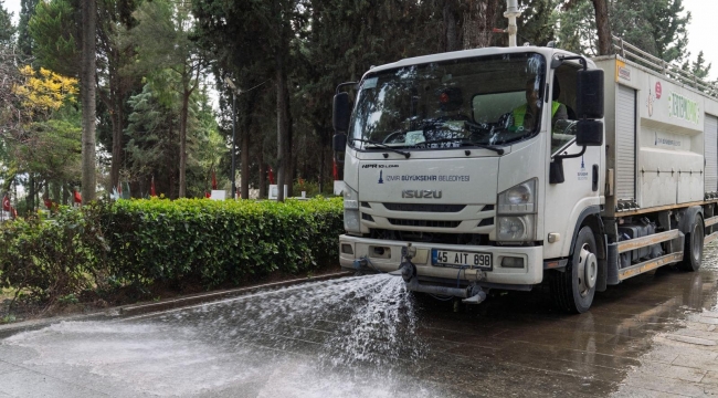 Büyükşehir'den 18 Mart öncesi şehitliklere özel bakım