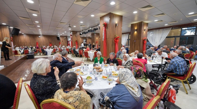 Huzurevinde iftar buluşması