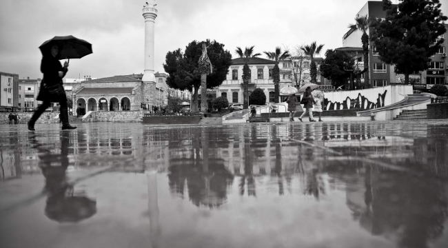 "İzmir'de Perşembe ve Pazar Günü Sağanak Yağış Uyarısı"